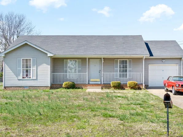 158 Oak Tree Dr, Oak Grove, KY 42262