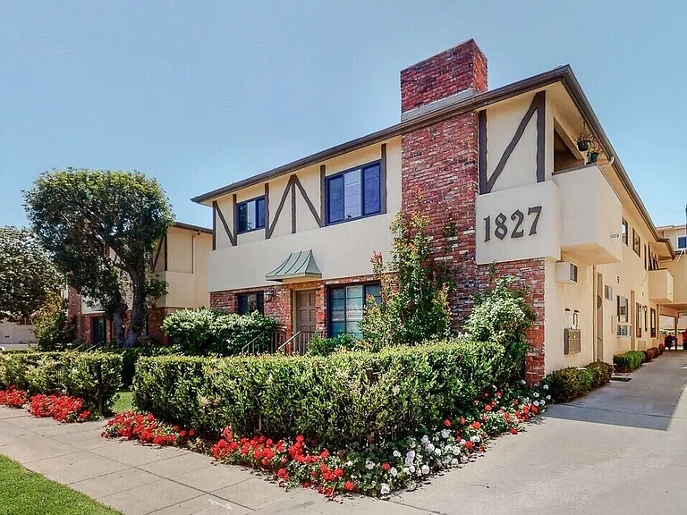 1827 Manning Ave #3 — Photo 28