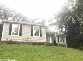 555 Ridgewood Dr, Daphne, AL 36526
