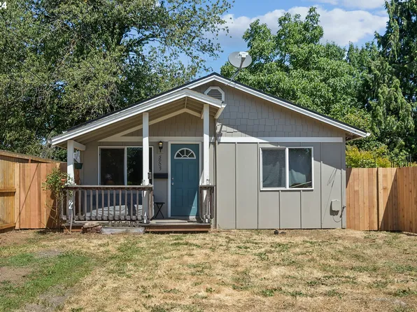 5905 SE Flavel St, Portland, OR 97206