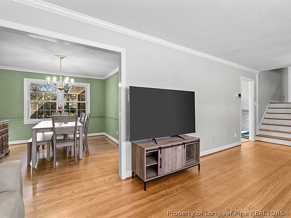 5th image of 2407 Colgate Dr