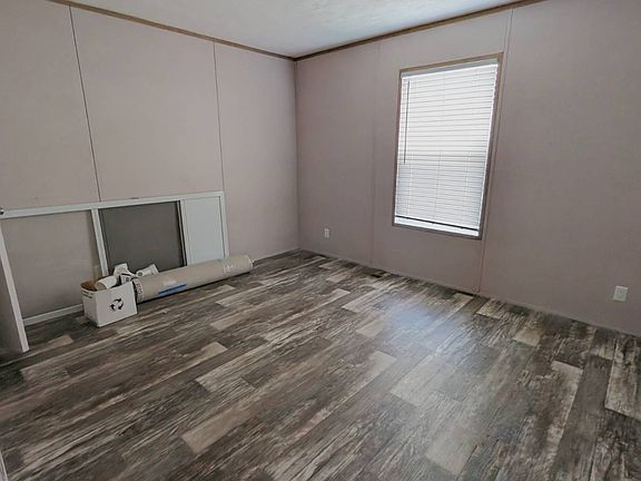 4th image of 19130 Fm 1485 Rd #164