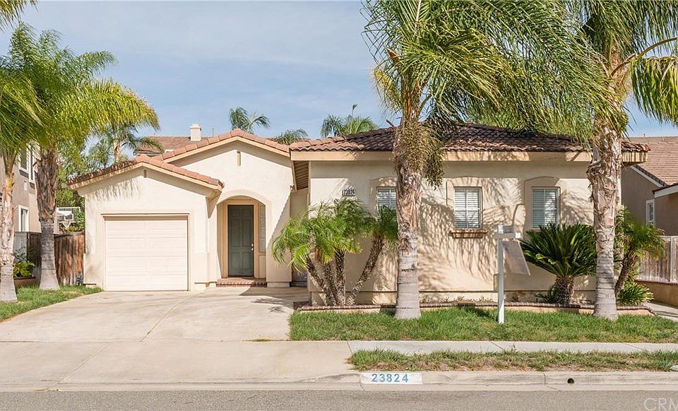 1st image of 23824 Scarlet Oak Dr