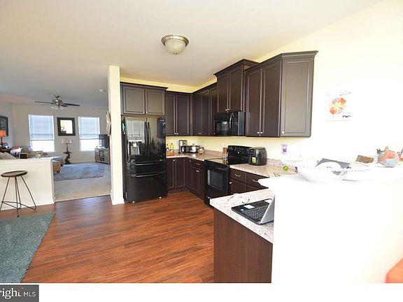 4th image of 2212 Audubon Trl