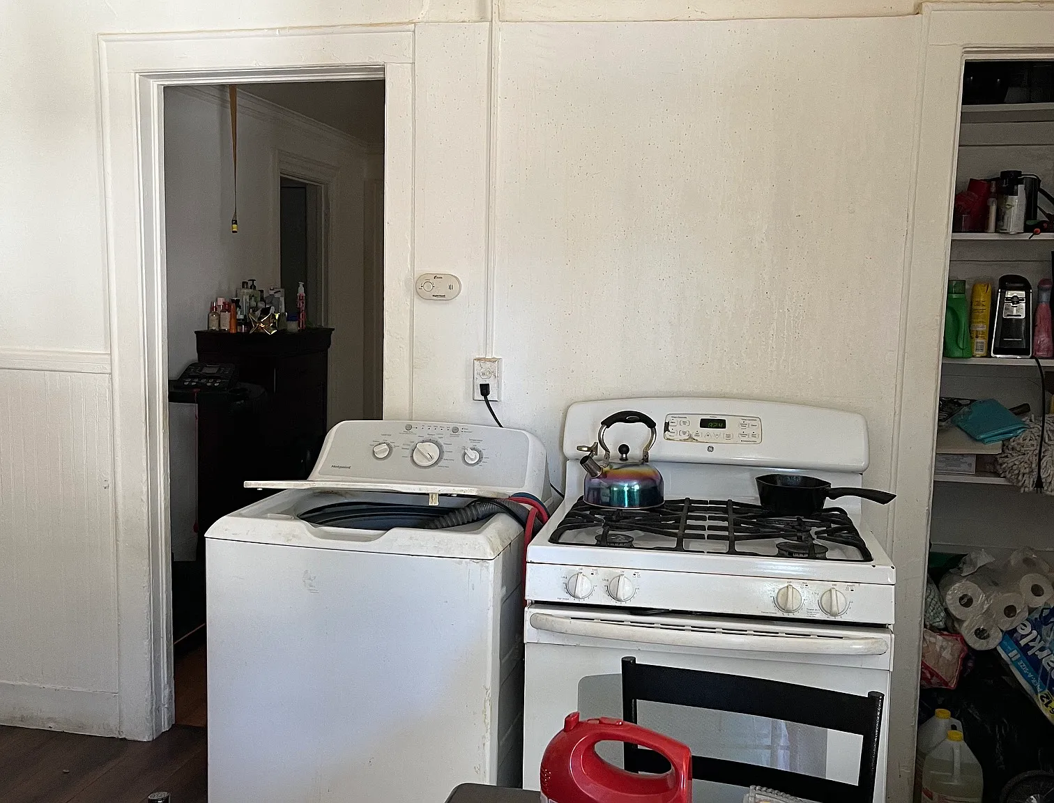 2 bed, 750 sqft, $2,500 — Photo 4