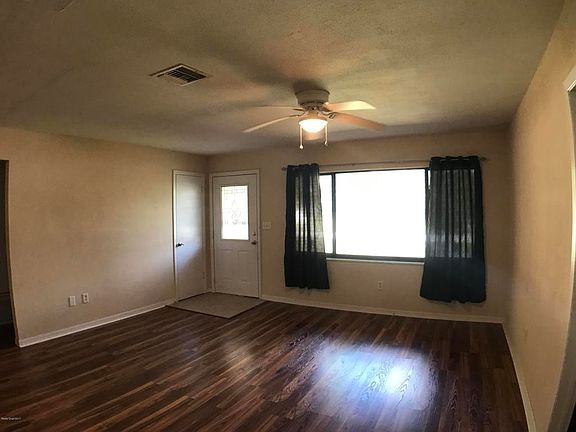 4th image of 1405 Overlook Ter