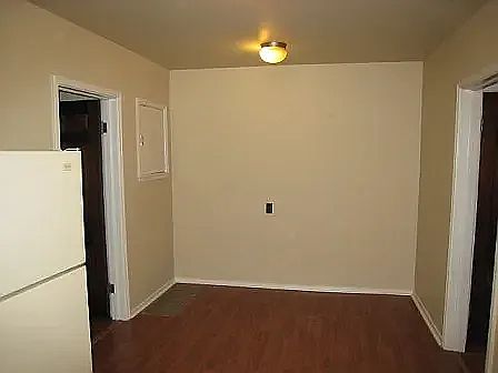 4th image of 1439 S Brook St #A