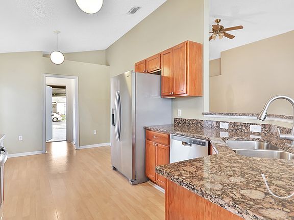 4th image of 12721 Kings Lake Dr