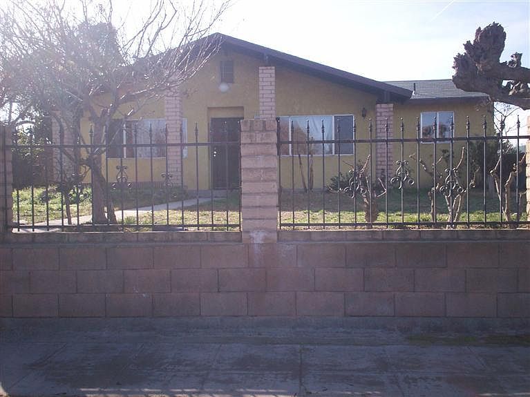 1st image of 13297 E Ann Ave