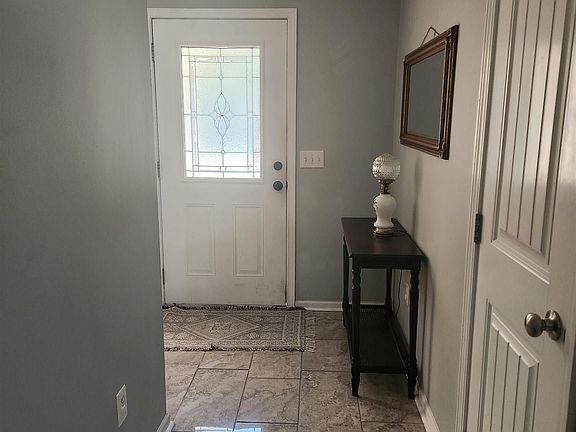 3rd image of 109434 Griffin Dr