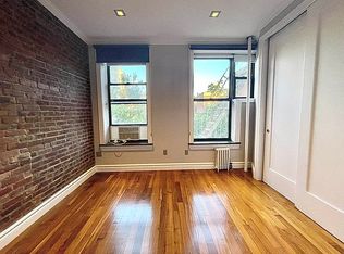 215 Mott St #15, New York, NY 10012