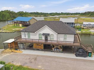 7238 Pirates Cove Ln, Sulphur, LA 70665
