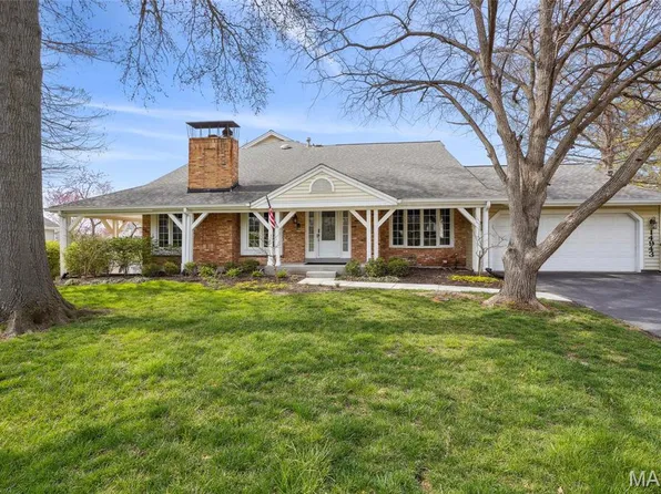 14943 Green Circle Dr, Chesterfield, MO 63017