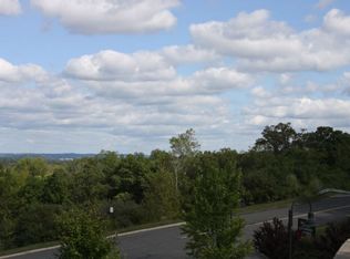 Abbey Lane, Danbury, CT 06810