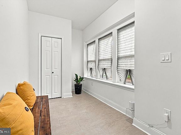 4th image of 5329 Malcolm St