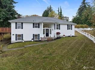 1340 Glacier Ct SE, Olympia, WA