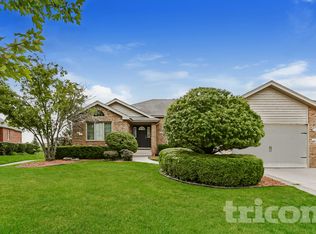 2874 Ryan Dr, New Lenox, IL 60451
