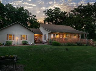 9396 White Haven Rd, Vernon, IL 62892