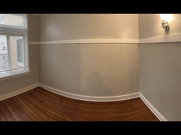 3rd image of 1619 I St APT 3