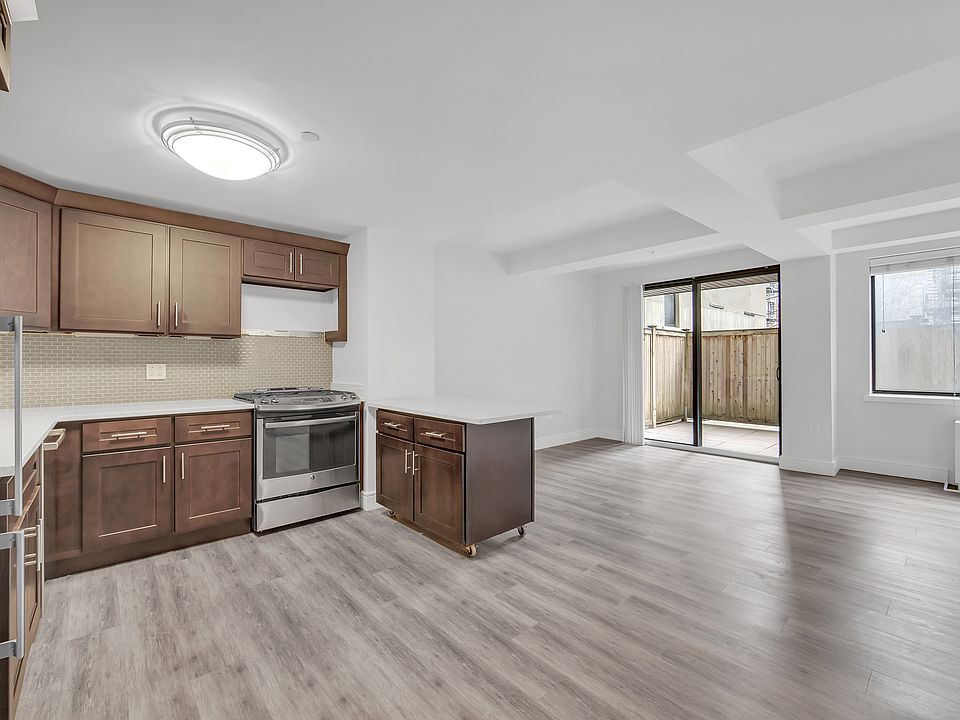 1st image of 354 E 91st St APT 208