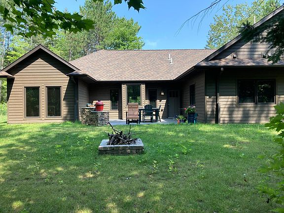 3rd image of 1552 Cedar Cir