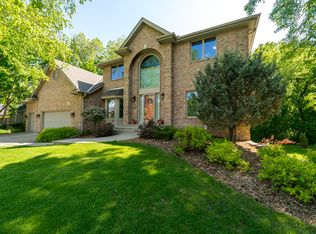 4160 Dallas Ln N, Plymouth, MN 55446