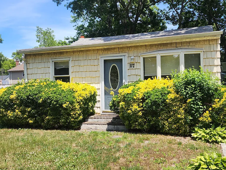 117 Alder Dr — Photo 12