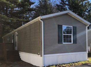 8 Marigold Ln, Monticello, NY 12701