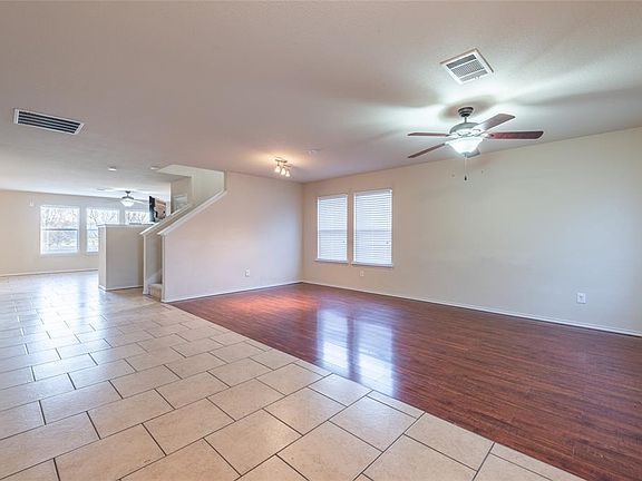 5th image of 2119 Van Zandt Dr
