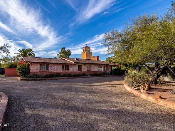 190 S Randolph Way, Tucson, AZ 85716