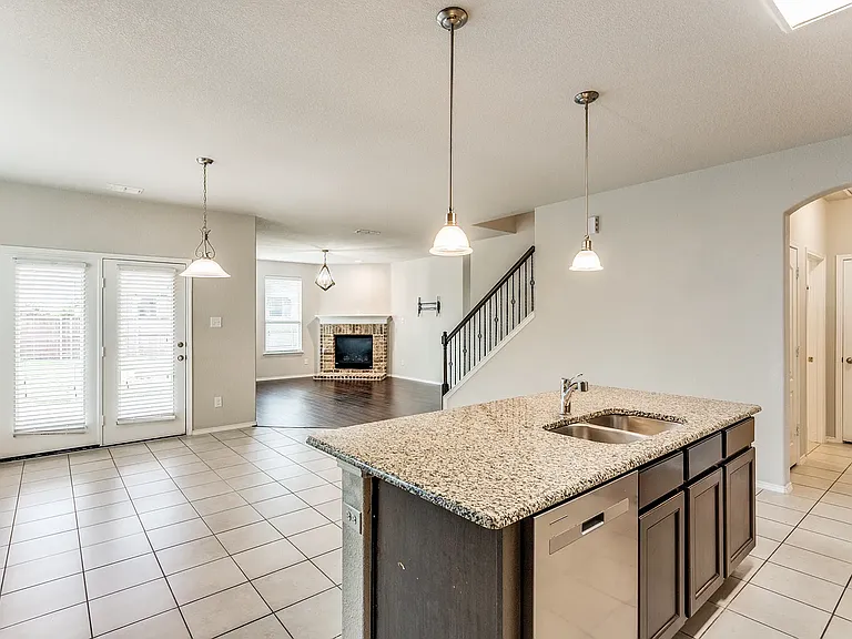 1900 Outpost Creek Ln — Photo 10