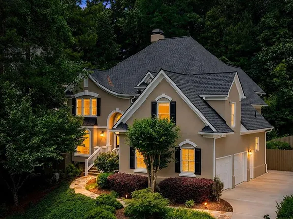 1346 Waterford Green Close NE, Marietta, GA 30068
