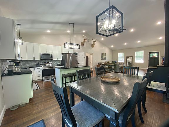 4th image of 17457 S Darrins Way