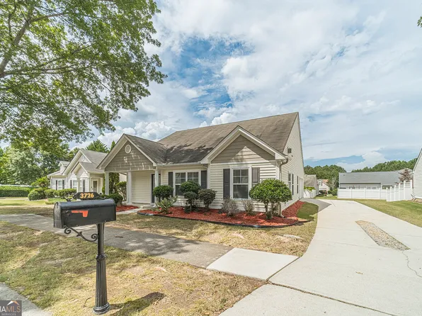 3726 Pine Village Pl, Loganville, GA 30052