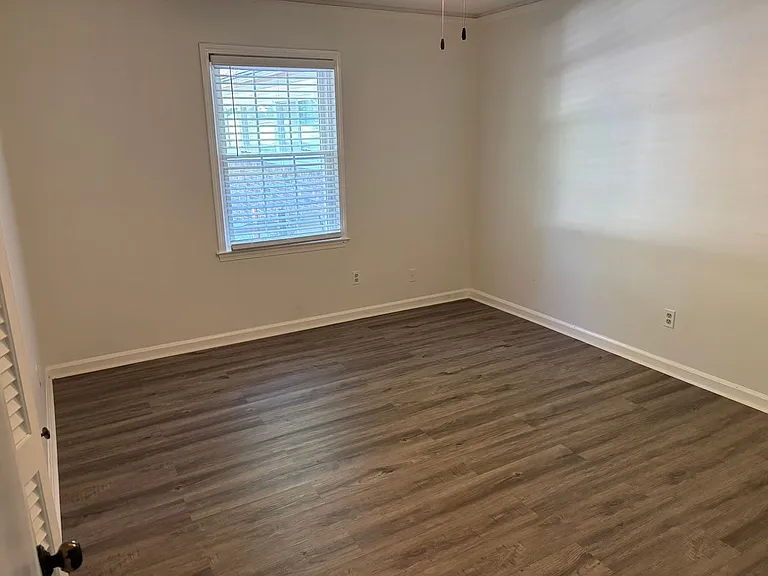 6129 Charing Dr — Photo 25