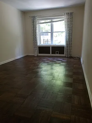 Rented by Akam Sales and Brokerage | media 18