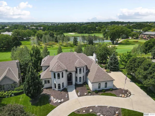 1144 S 185th Cir, Omaha, NE 68130