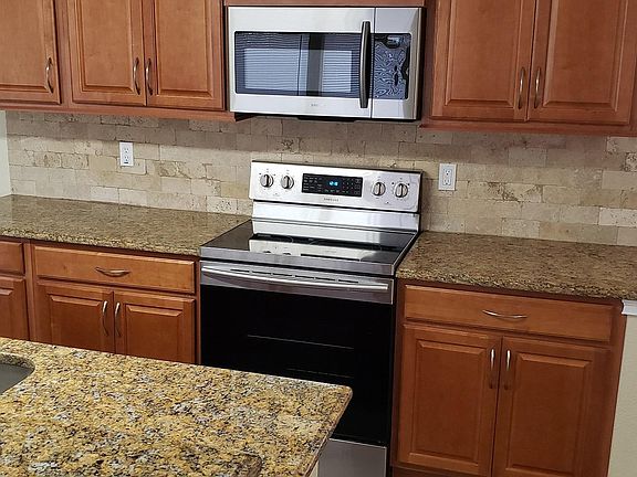 5th image of 107 Empress Ln
