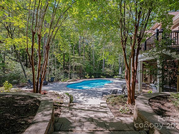 2nd image of 7029 Pebble Bay Dr