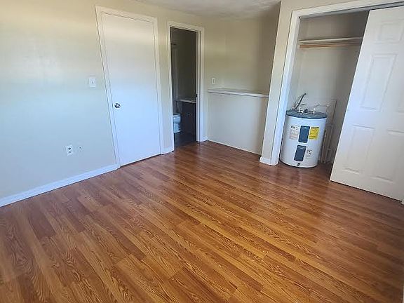 4th image of 4809 Grand Blvd APT 5