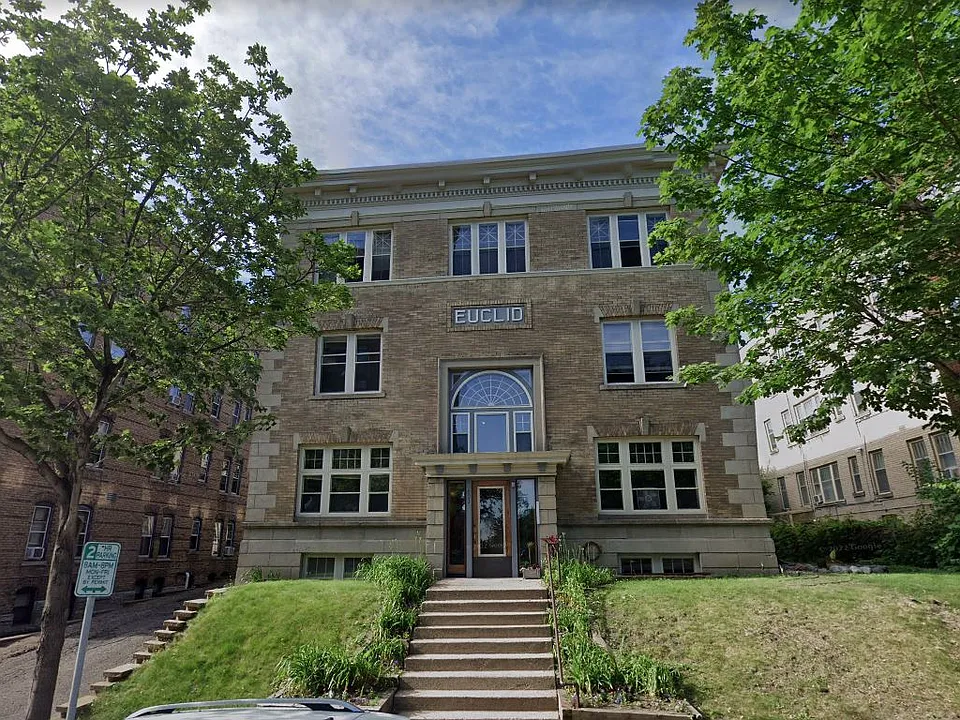 803 Douglas Ave