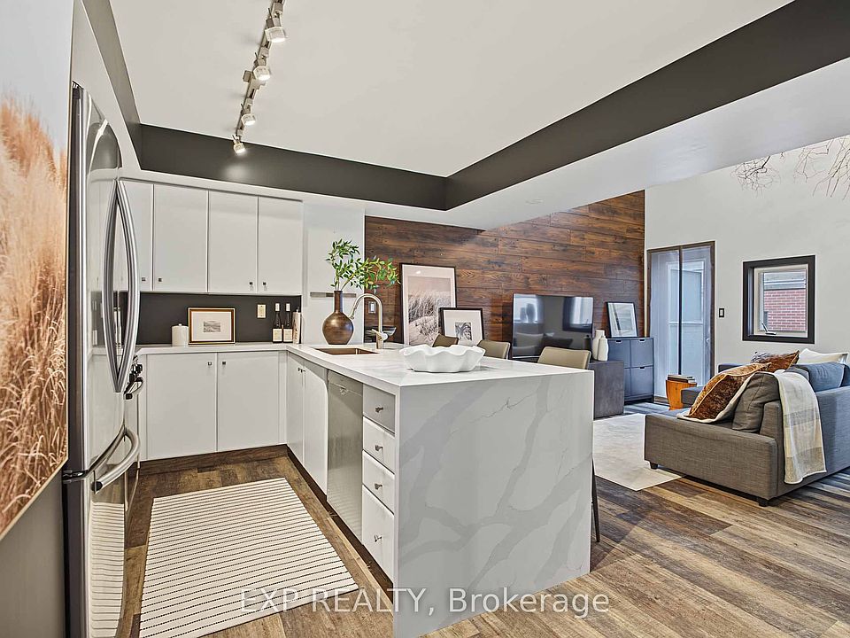 1st image of 21 Earl St #323
