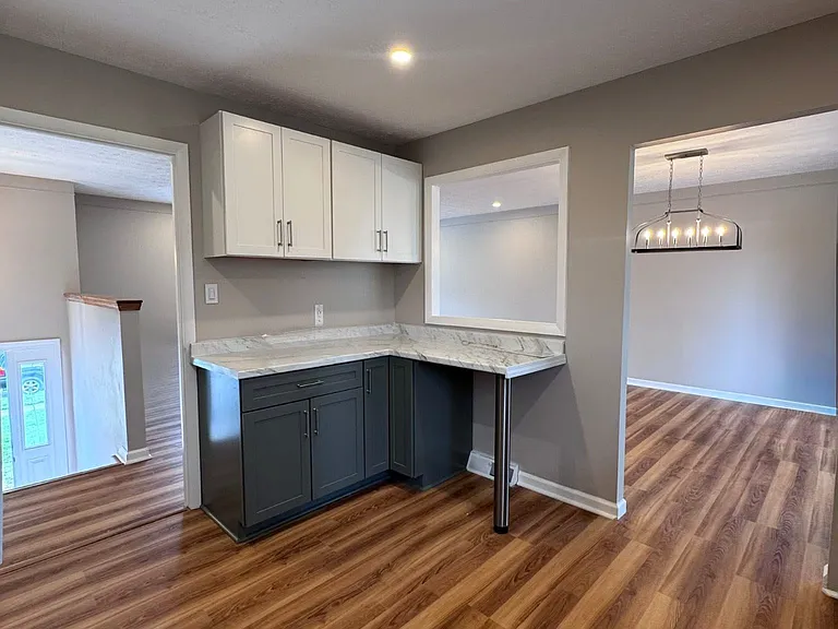 1161 Kingscove Way — Photo 3
