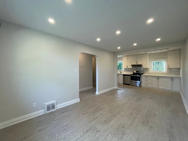 64 Nash Dr — Photo 2