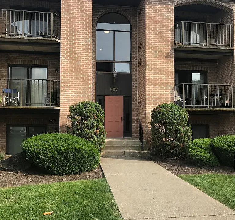 897 Cold Spring Rd #10