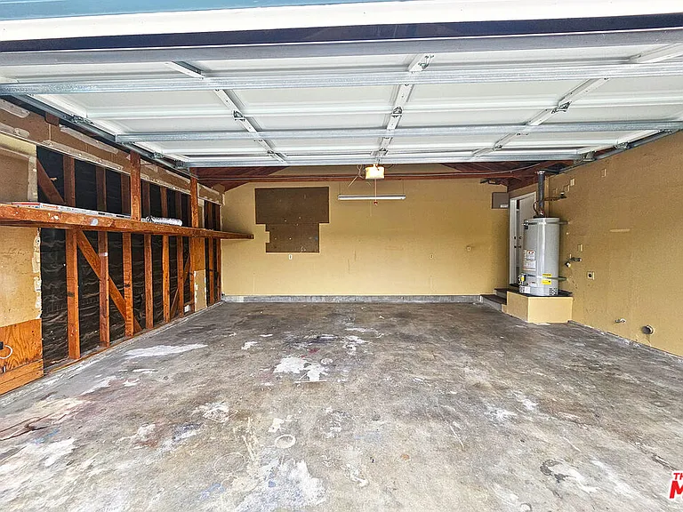 7556 Thousand Oaks Dr — Photo 27