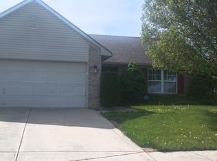 1658 Park Hill Dr, Indianapolis, IN 46229