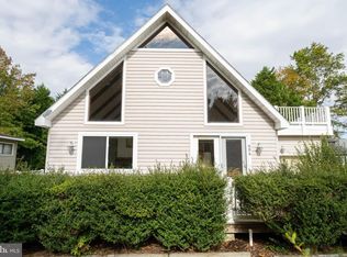 606 Laurel Ct, Bethany Beach, DE 19930