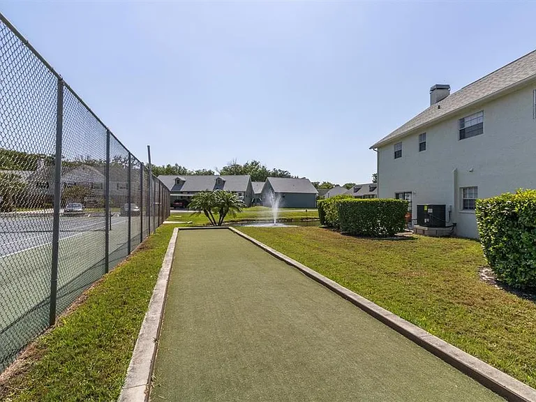 6650 Hickorywood Ln #6650 — Photo 23