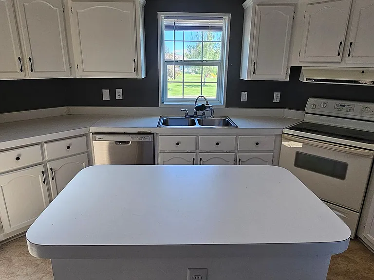 510 S Circle Dr — Photo 22